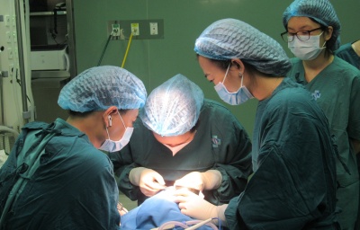 BVSN tiếp nhận chuyển giao kỹ thuật mổ sức môi hở vòm